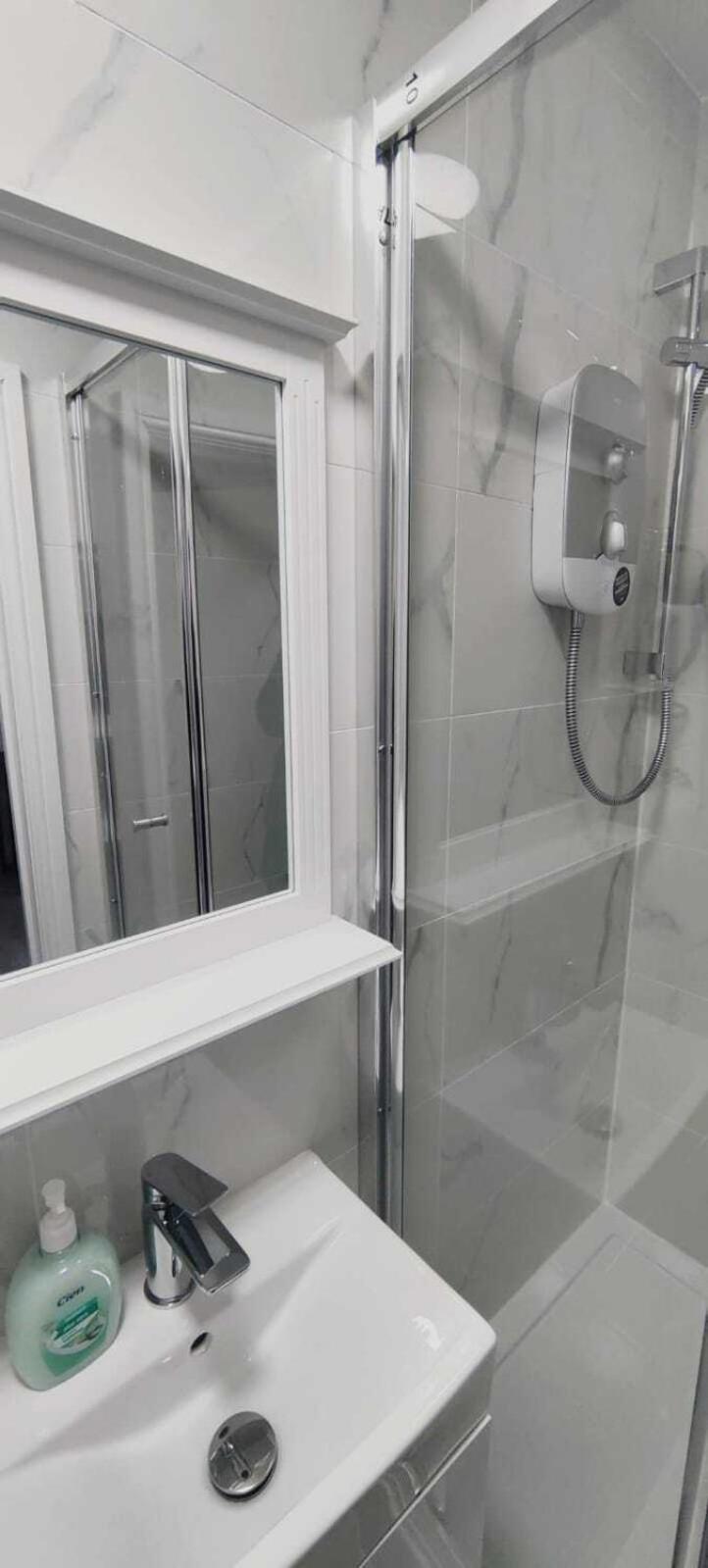 Kings Central Apartments In Kings Cross London Room photo